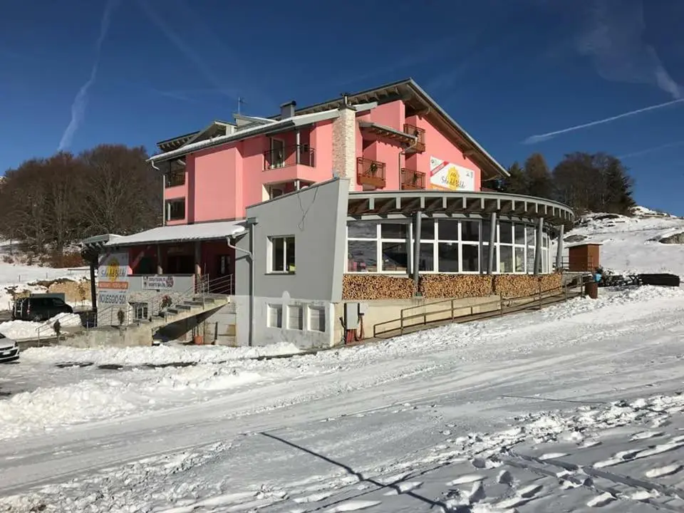 Hotel-Sole-del-Baldo-Outside Polsa San Valentino