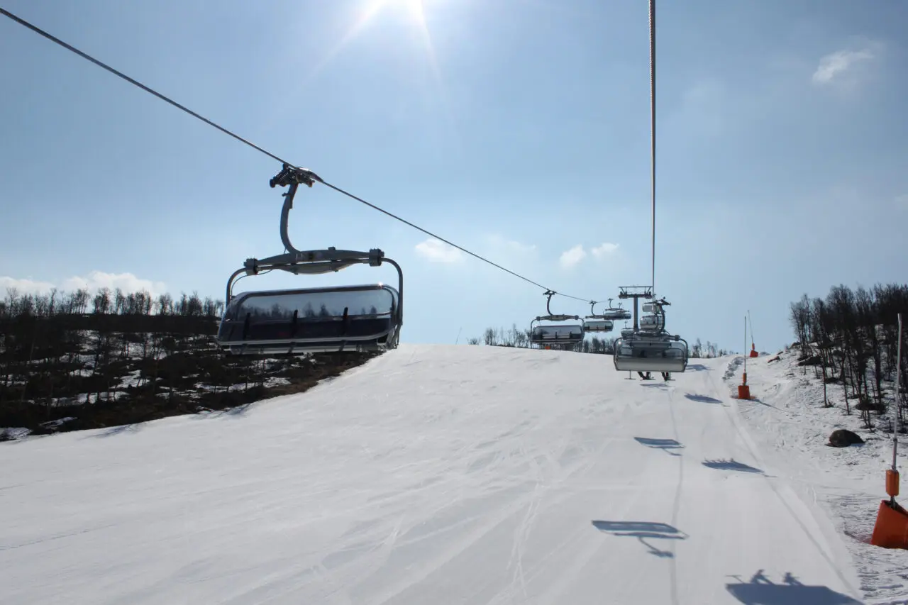 Geilo slope with ski lift
